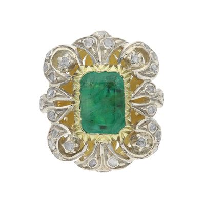Antiker Smaragd Ring 750/000 (18 Karat) Bicolor aus zweiter Hand, getrag...
