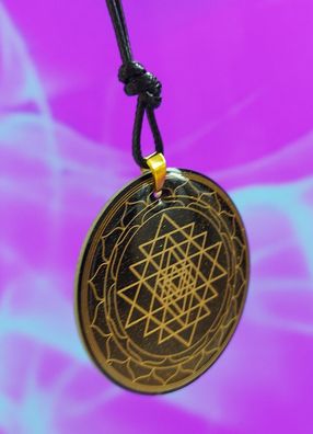 Sri-Yantra Aura-Harmonie Amulett Chi Geometrie-Pendant Prana Resonanz-Pendant Götter
