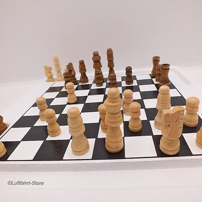Kompaktes Schach- und Dame- Brettspiel aus Holz Art.-Nr. 12098