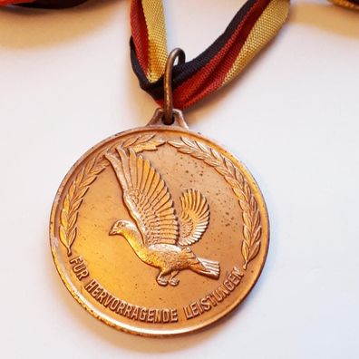 DDR Medaille Taubenzucht Für hervorragende Leistungen