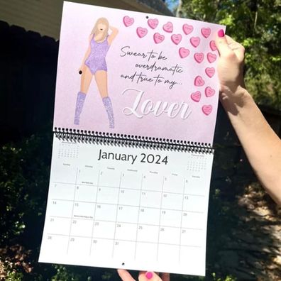 2024 Kalender 12-Mont Taylor Swift The Eras Tourkalender fér Fan??