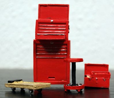 191 Motorhead Miniatures Tire Brigade Shop Rot 1:24