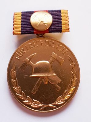 DDR Feuerwehr Medaille Für treue Dienste