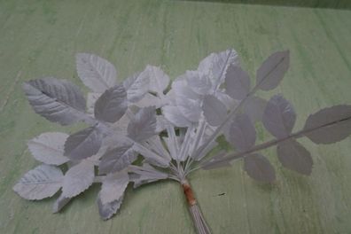 12 weiße Blätterzweige an Biegedraht Dekoration Hochzeit
