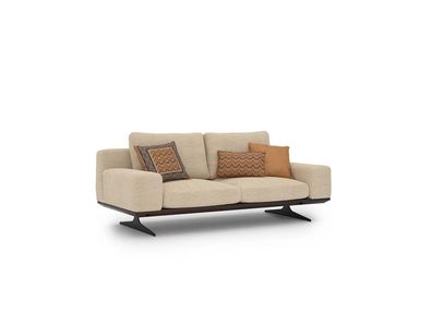 Modern Polstersofa Wohnzimmer Zweisitzer Sofa Couch Textil Designer Einrichtung