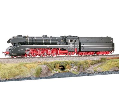 Dampflokomotive DB BR10 Museum, 101109 KM1 BR 10001, Spur 1 silberne Kesselringe