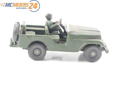 Wiking H0 10 100 Militärfahrzeug PKW Jeep Willy´s mit Soldat 1:87