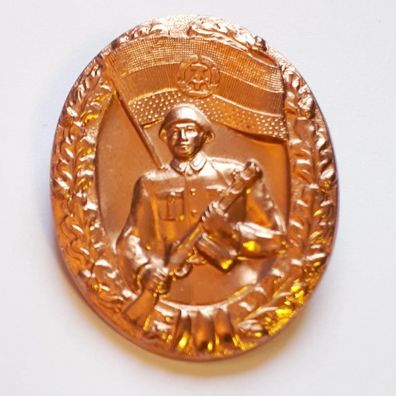 DDR NVA Leistungsabzeichen in Bronze