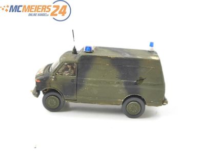 Spur H0 Militärfahrzeug PKW Transporter "Ambulance" 1:87 E563