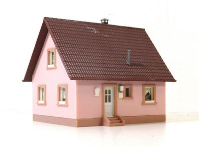 Spur H0 Fertigmodell Einfamilienhaus/ Siedlungshaus (0872D)