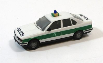 Herpa H0 1/87 BMW 525i Polizeiwagen grün / weiß