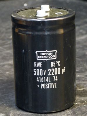 Nippon Chemi-Con Kondensator 2200 µF