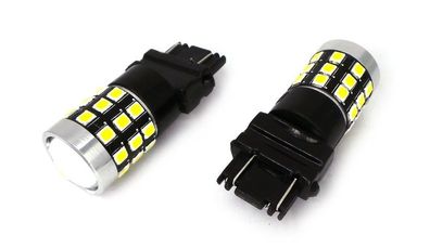 2 Stück 3157, P27/7W LED-Glühbirne 12-24V CANBUS 1400lm weiß mit Linse Off-Road