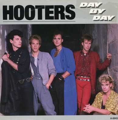 7" Hooters - Day by Day