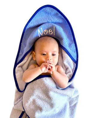 Kapuzenhandtuch mit Name bestickt, schönes Geschenk für's Baby oder Kleinkind