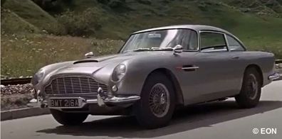 Revell 1:24 5653 Geschenkset James Bond "Aston Martin DB5 - NEU
