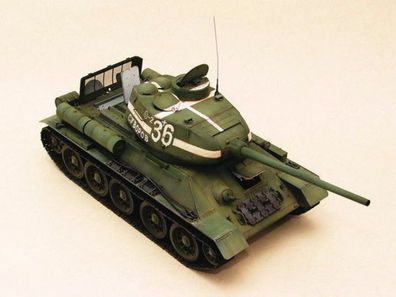 Trumpeter 1:16 902 T-34/85 1944 Baunummer 183