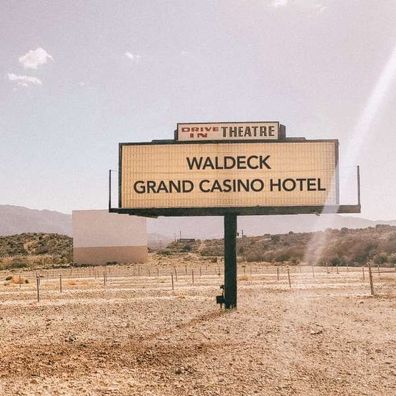 Waldeck: Grand Casino Hotel - Dope Noir - (CD / Titel: A-G)