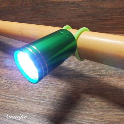 LED-Taschenlampe Alu, Grün, mit Silikonschlaufe inkl. Batterie Art.-Nr. 13112