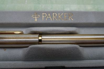 alter Parker Füller gold-silbern Füllfederhalter