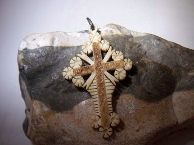 seltenes-Biedermeier-Antik-Knochen-Kreuz-1840-80