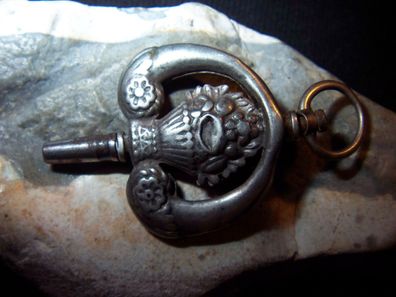 seltener Uhr Uhren-Schlüssel Silber Kanone Eisen Blumen 1820-1880