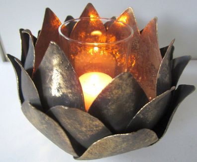 Teelichthalter mit Glas in Blütenform, Ø 17 cm, Antikgold Metall