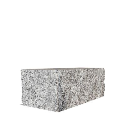 Galamio Granit Randsteine 40 * 20 * 15 » gesägt & gebrochen « 1000kg
