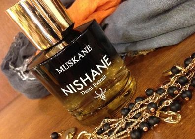 Nishane - Muskane / Extrait de Parfum - Parfumprobe/ Zerstäuber