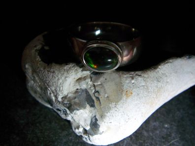 WMM-Eleganter-Band-Ring in 935er Silber-solid—0,92-ct-Black Edel- Opal