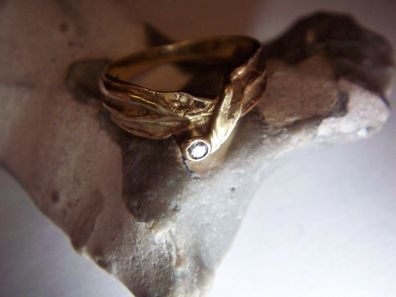 ungewöhnlicher Designer Brilliant Ring asymetrisch organisch 585er Gold signiert