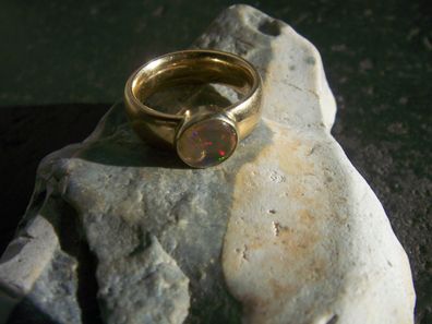 prachtvoller 585er Gold Ring mexikanischer Wasseropal Opal (Gr. 47 (15,0 mm Ø))
