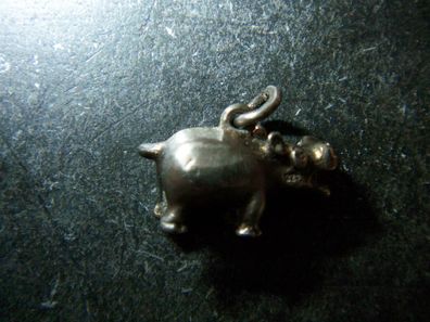 Kleines-Rundes- Flusspferd–Nilpferd-zum-knutschen-925er-Silber