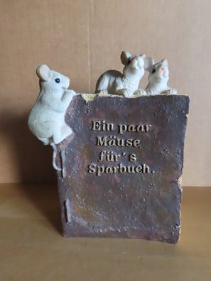 Spardose Buch mit drei Mäusen darauf -Ein paar Mäuse für´s Sparbuch.