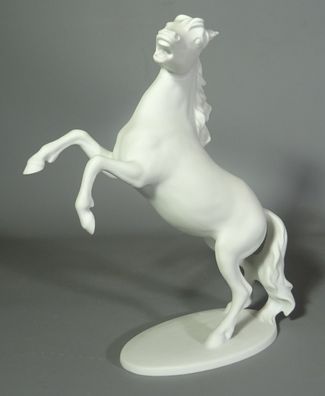 Kaiser Porzellan Modell 424 aufsteigendes Pferd Künstler "Bachmann" Buskuitporzellan