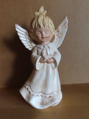 Figur Engel steht mit Taube in der Hand helles Kleid Keramik ca. 19,5 cm H
