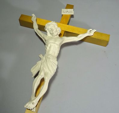 Kruzifix Jesus gekreuzigt 60 x 30 cm Jesuskreuz Tonfigur und Edelholz