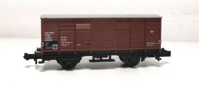 Minitrix N (3) 13253 / 3253 gedeckter Güterwagen 21 80 112 3 141-1 DB (6050H)