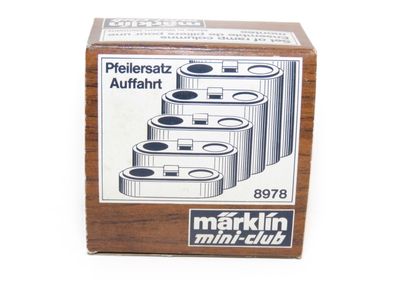 Märklin mini-club 8978 - Pfeiler-Satz Auffahrt - 1:220 - Originalverpackung