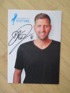 NBA Basketball Legende Dirk Nowitzki - handsigniertes Autogramm!!