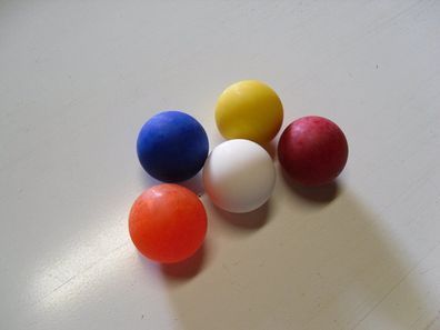 Minigolfbälle 5 glatte Anlagenbälle (gelb, blau, weiß, orange und rot)