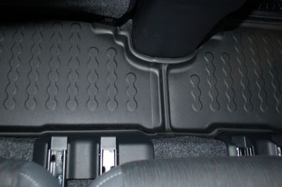 Carbox FLOOR Fußraumschalen hinten für Toyota Prius Plus Großraumlimo 05/11-