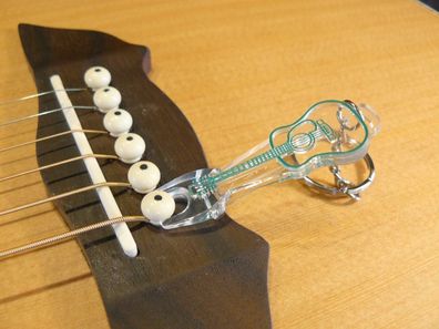 ML-Factory® Bridge Pin Puller für Akustikgitarren / Schlüsselanhänger