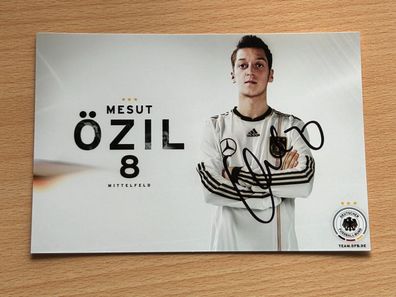 Mesut Özil - Nationalmannschaft - Foto original signiert - #S2121