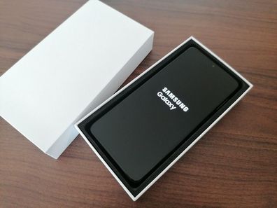 Samsung Galaxy S21+ 5G 128GB Phantom Black / Schwarz SM-G996B/ DS - 36 Monate Gewähr