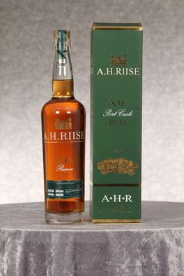 A. H. Riise X.O. Reserve Rum 0,7 ltr. Port Cask