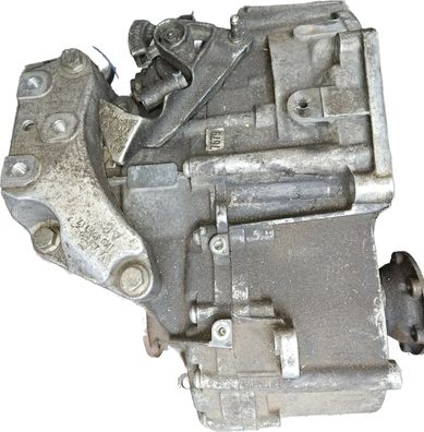 Schaltgetriebe 6-GANG / Passat 3C EOS 020301107 WWO VW