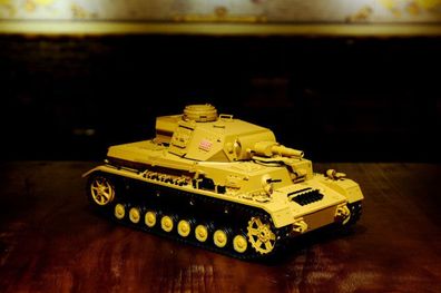 RC Panzer "Kampfwagen IV Ausf. F-1" Heng Long 1:16 Sandfarbe, Stahlgetriebe + V7.0