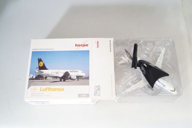 1:200 Herpa 550321 Airbus A319-100 D-AILU, neuw./ ovp