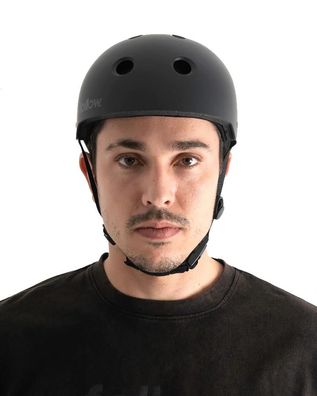FOLLOW Wakeboard Helm Pro Helmet black/ charcoal